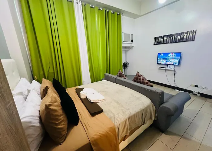 Apartment Two Palm Tree - 1o With Balcony - Across Terminal 3 Airport *